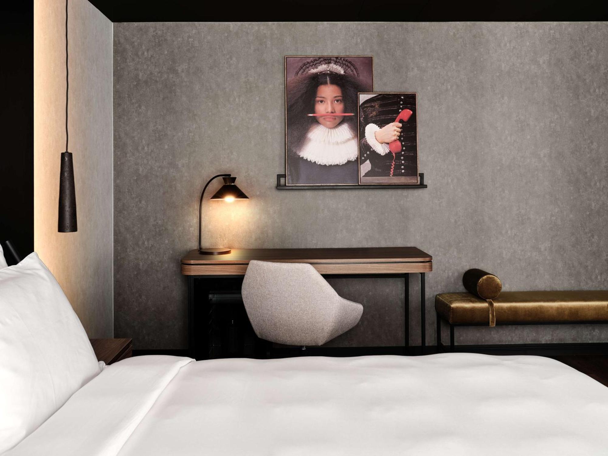 Radisson Red Hotel & Radisson Red Apartments, Krakow Ngoại thất bức ảnh