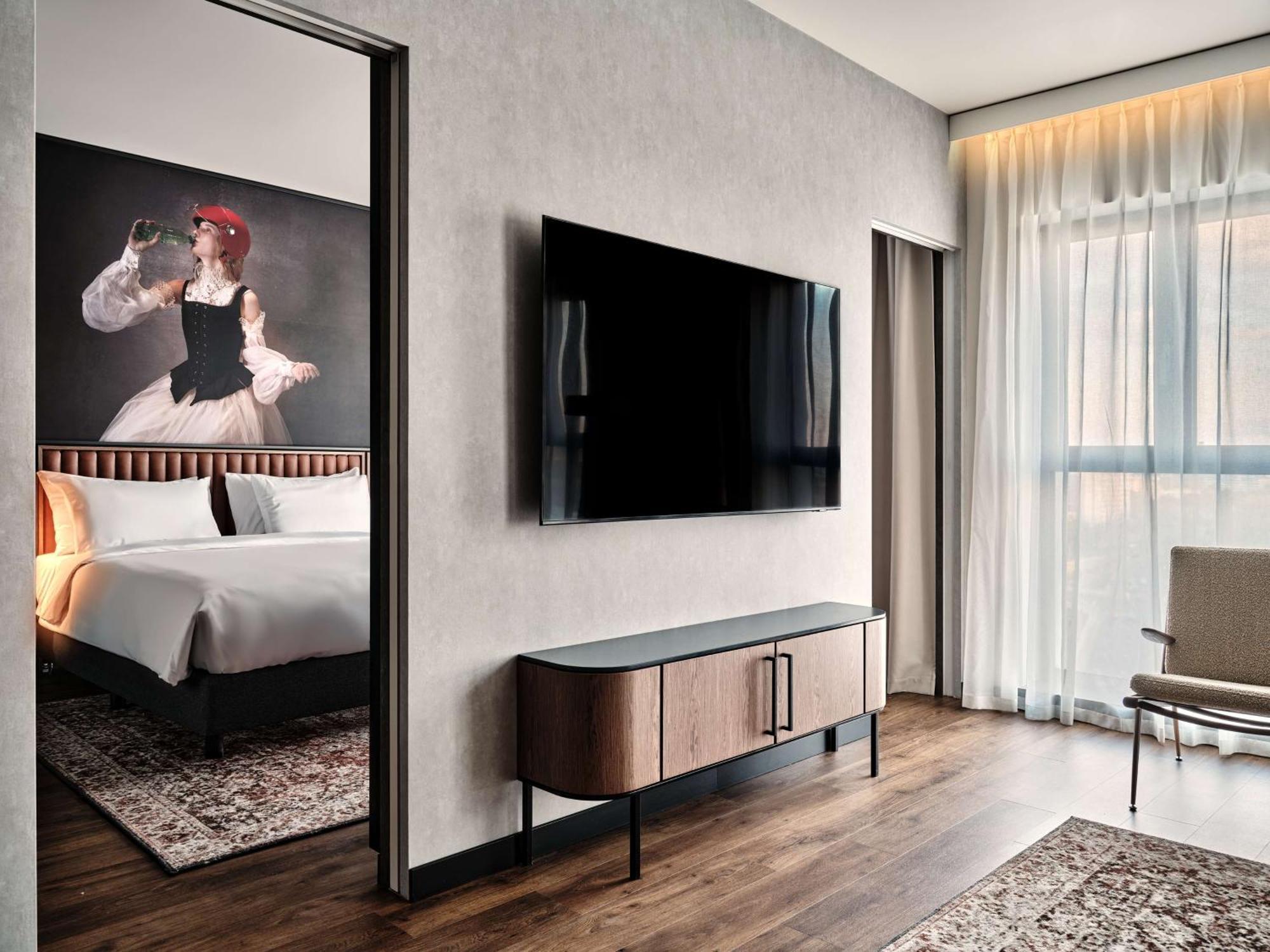 Radisson Red Hotel & Radisson Red Apartments, Krakow Ngoại thất bức ảnh