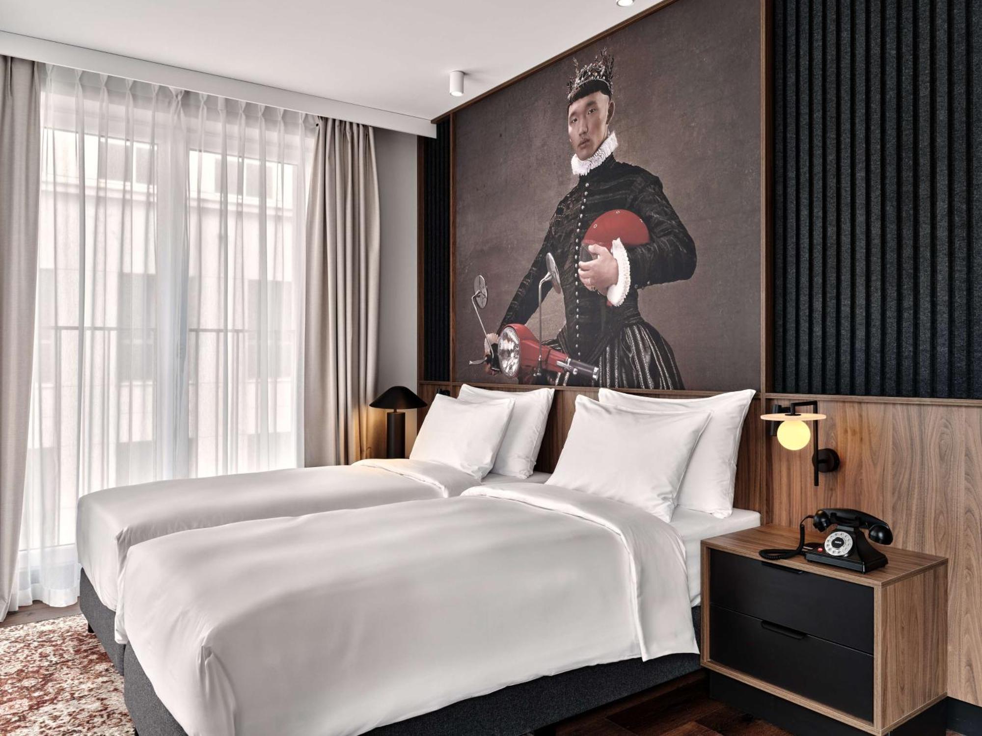 Radisson Red Hotel & Radisson Red Apartments, Krakow Ngoại thất bức ảnh