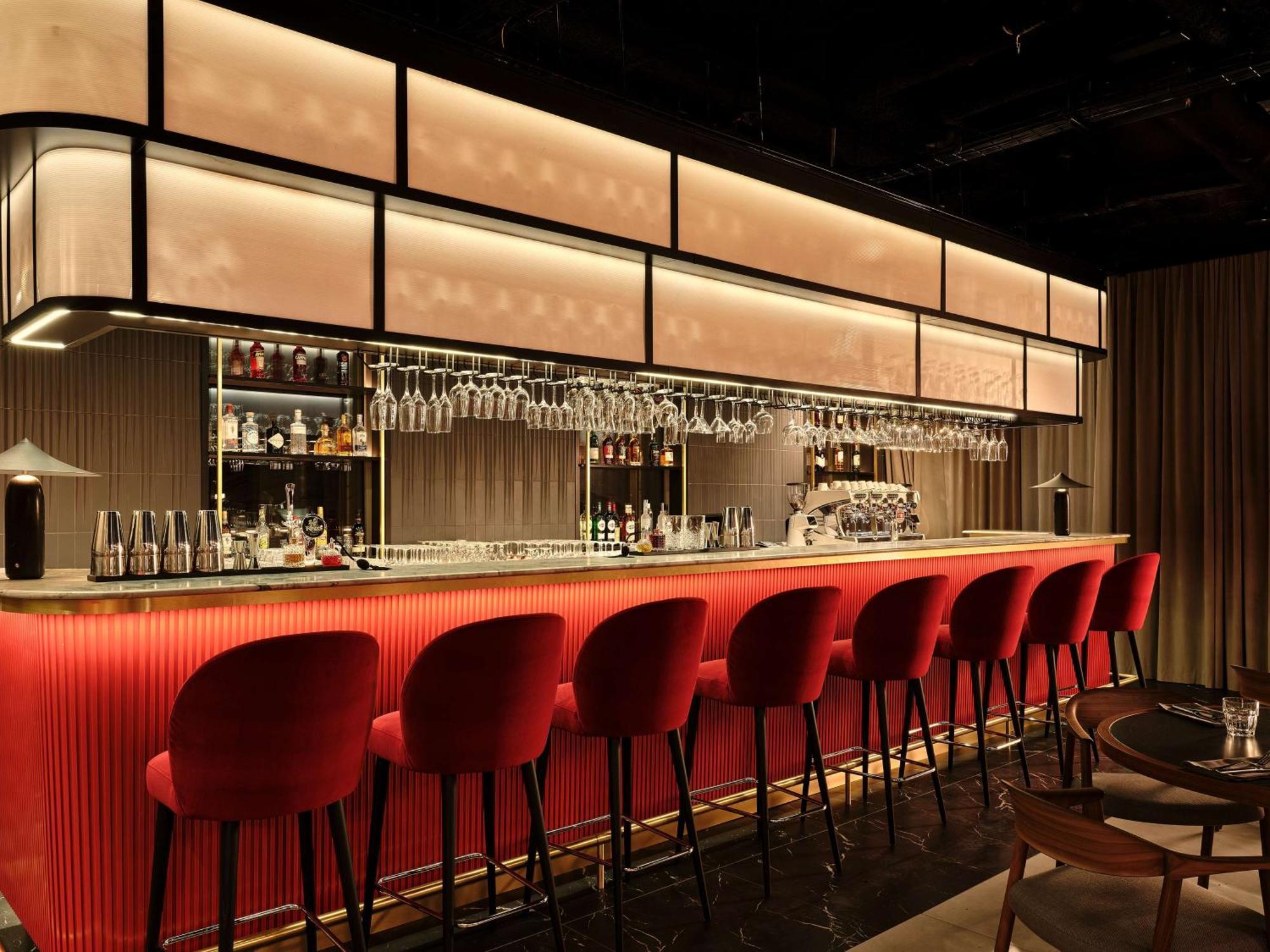 Radisson Red Hotel & Radisson Red Apartments, Krakow Ngoại thất bức ảnh