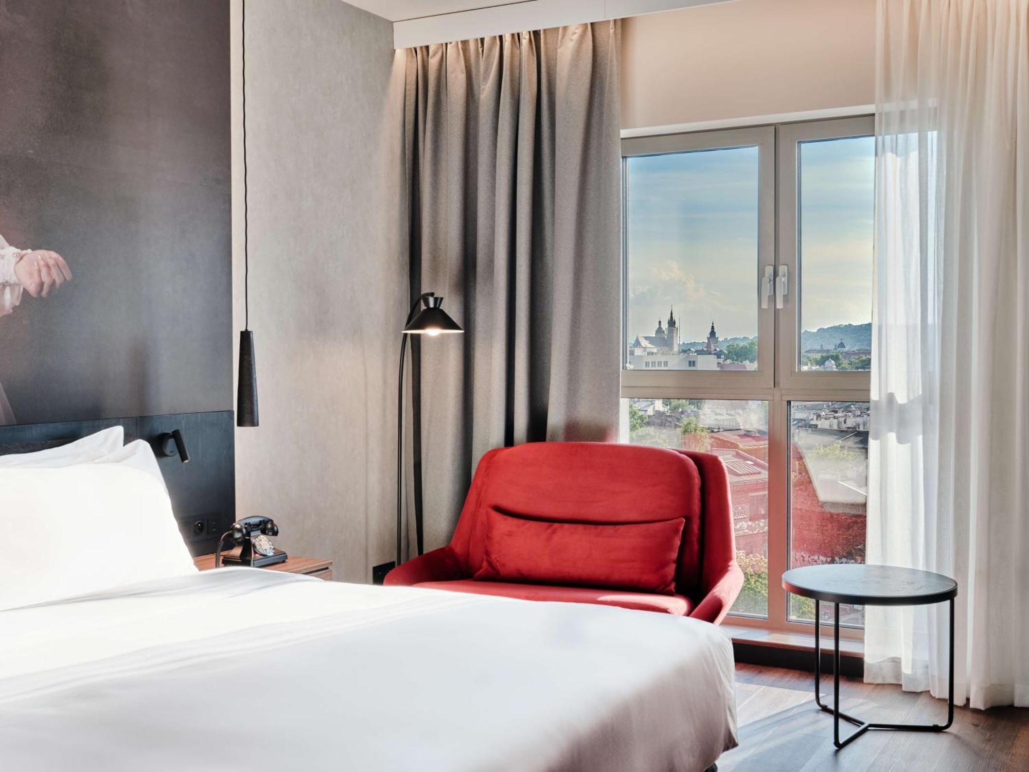Radisson Red Hotel & Radisson Red Apartments, Krakow Ngoại thất bức ảnh
