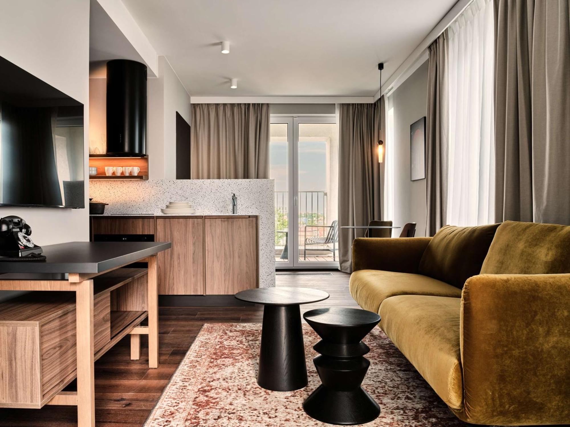 Radisson Red Hotel & Radisson Red Apartments, Krakow Ngoại thất bức ảnh